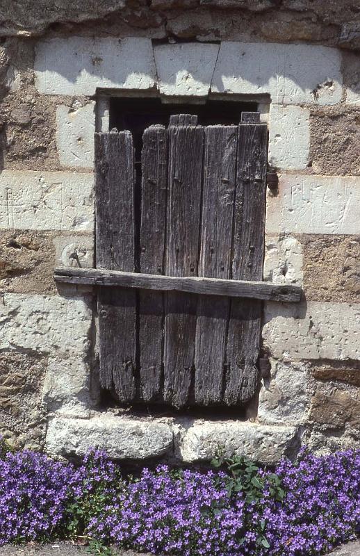 RWT 0284 325-23 France.jpg